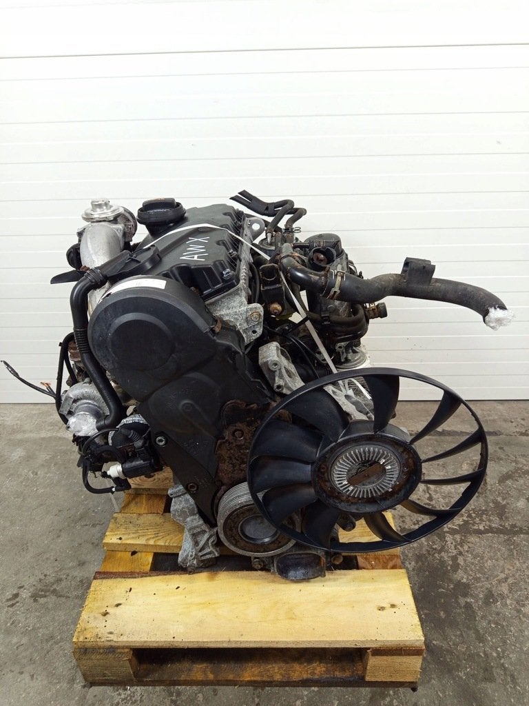 Moteur AWX Complet PASSAT SKODA VW SUPERB A6 A4 AUDI, Envoi, Utilisé, Daihatsu