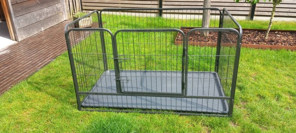 Parc pour chiens, Animaux & Accessoires, 65 à 100 cm, Comme neuf, Enlèvement, Niche à chien