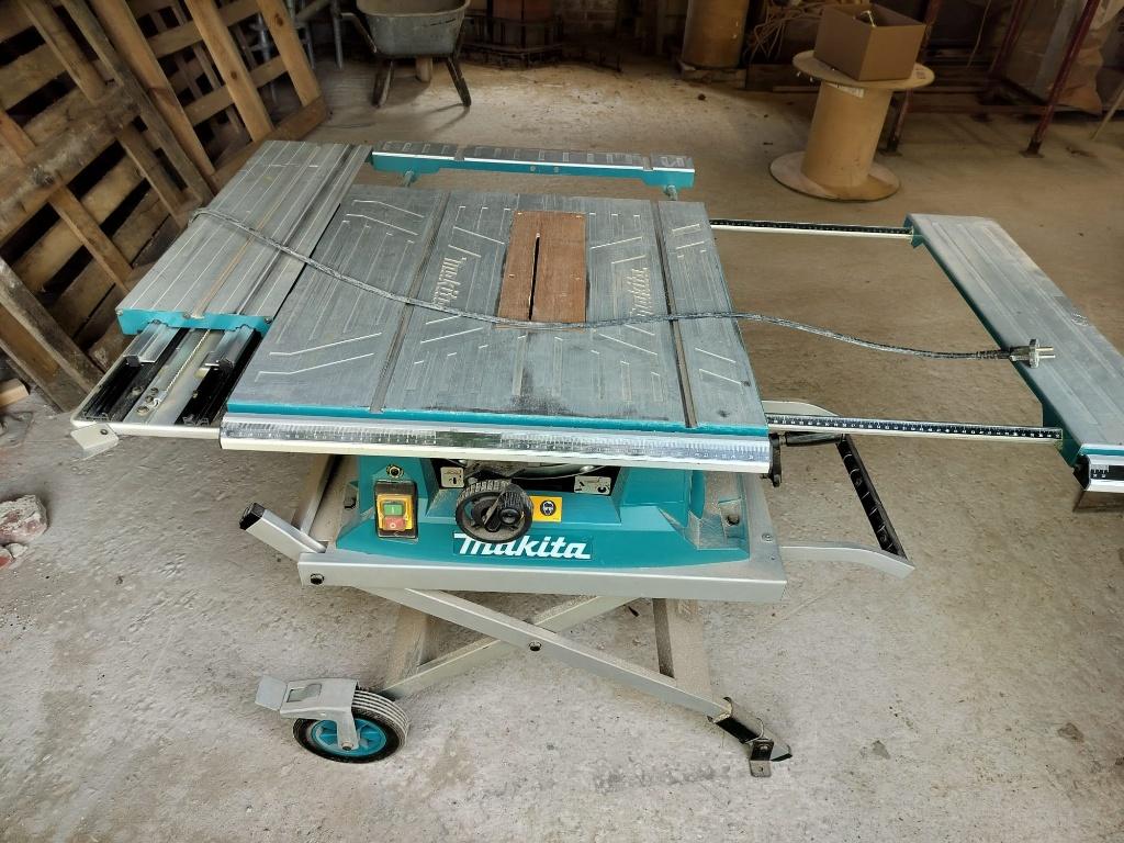 Makita MLT100 Tafelzaag met onderwagen, Ophalen, Gebruikt, 70 mm of meer, Overige typen