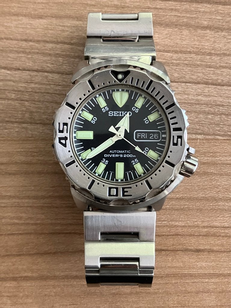 Seiko Black Monster (SKX779) 1e generatie | Duikhorloge, Bijoux, Sacs & Beauté, Montres | Hommes, Montre-bracelet, Seiko, Enlèvement ou Envoi