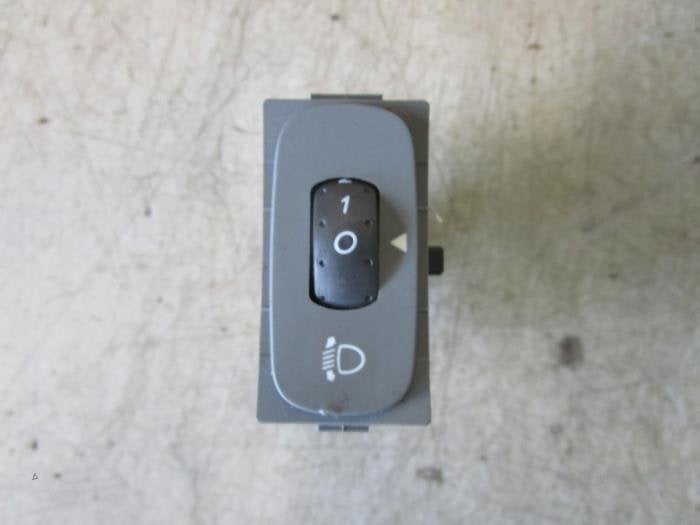 Schakelaar Koplamp Ihv van een Renault Laguna (Laguna 01-), Gebruikt, -, Renault, -
