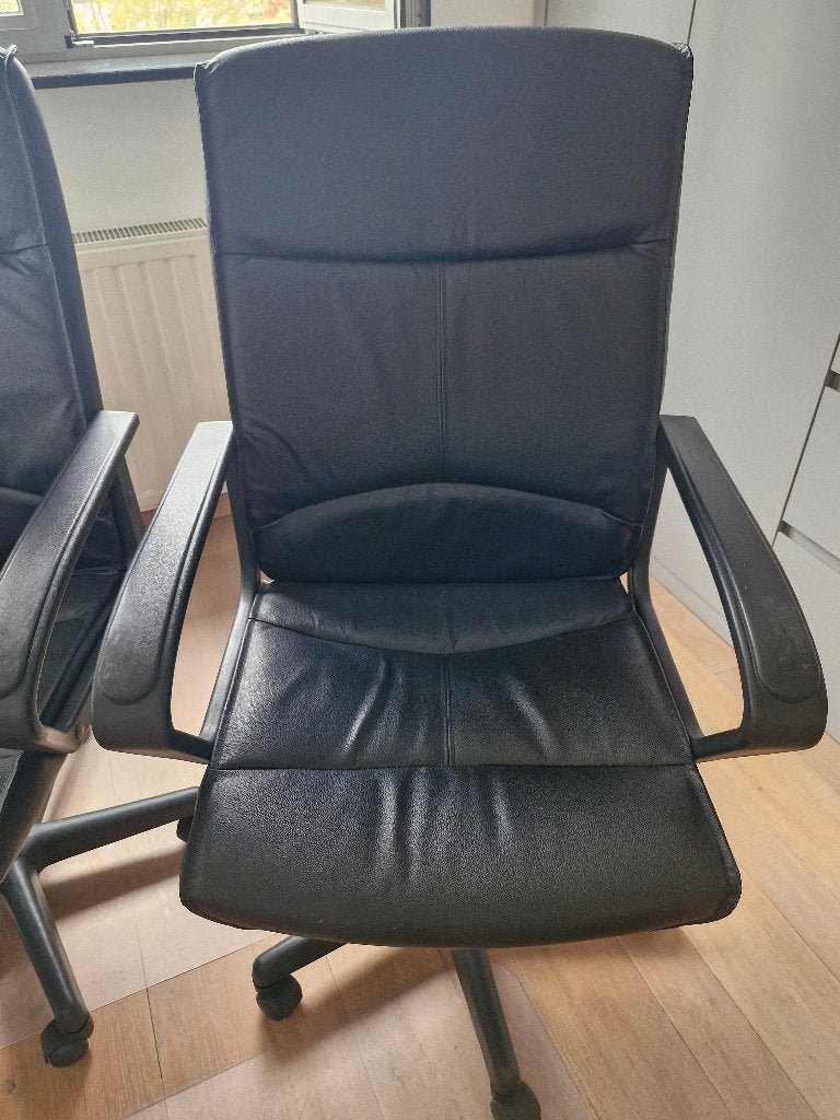 meubelen, Huis en Inrichting, Bureaustoelen, Ophalen, Zo goed als nieuw, Zwart