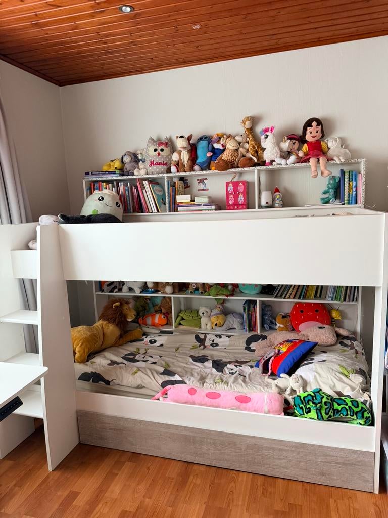 Stapelbed+ 2 matrassen, Kinderen en Baby's, Kinderkamer | Stapelbedden en Hoogslapers, Ophalen, Gebruikt, Stapelbed