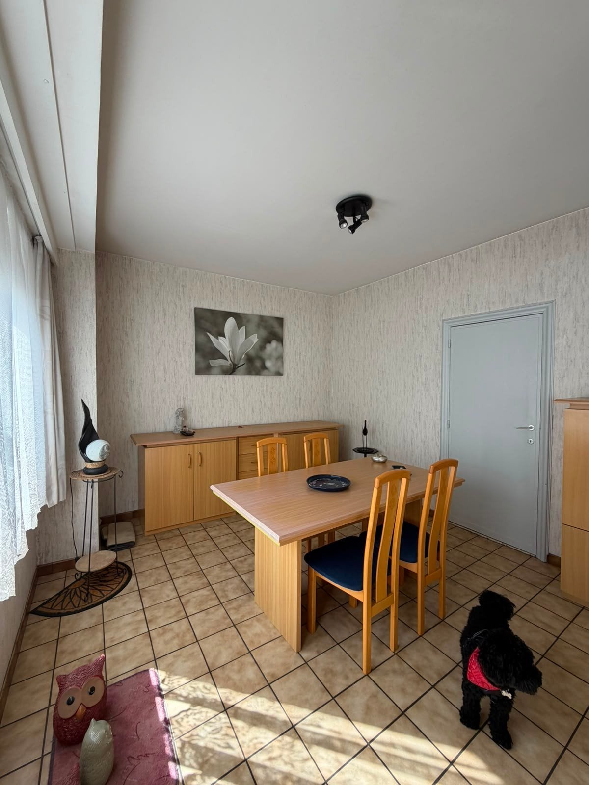 salle à manger à donner, Enlèvement