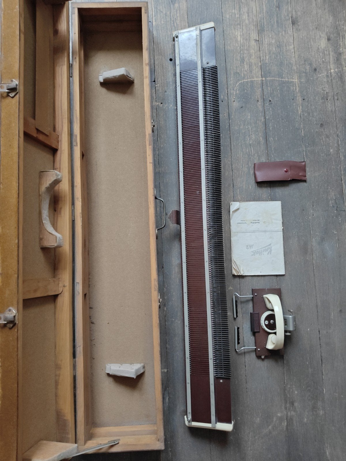 Vintage knittax breimachine in originele koffer, Ophalen