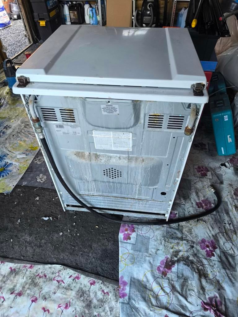 gazinière, Gaz, 4 zones de cuisson, Enlèvement, Utilisé