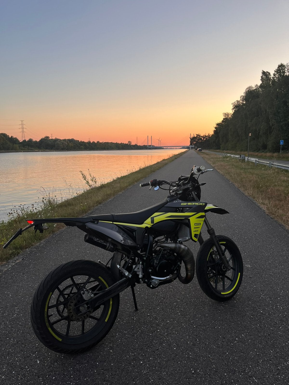 Sherco sm-r 50 silver, Fietsen en Brommers, Nieuw, Ophalen of Verzenden, Klasse B (45 km/u), 50 cc