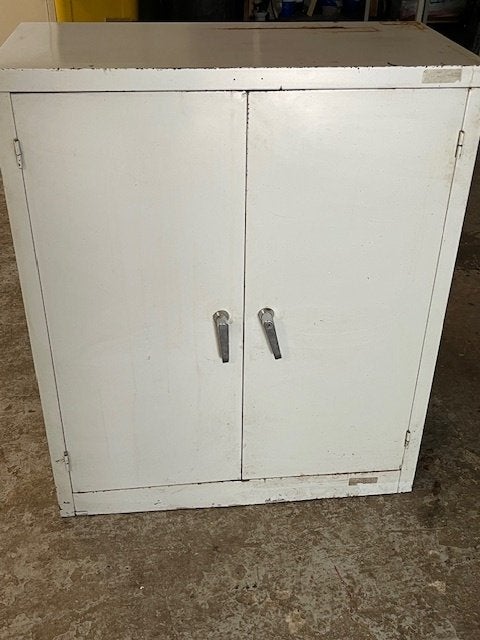 Metalen kast, Ophalen, Gebruikt, 100 tot 150 cm, 50 tot 100 cm