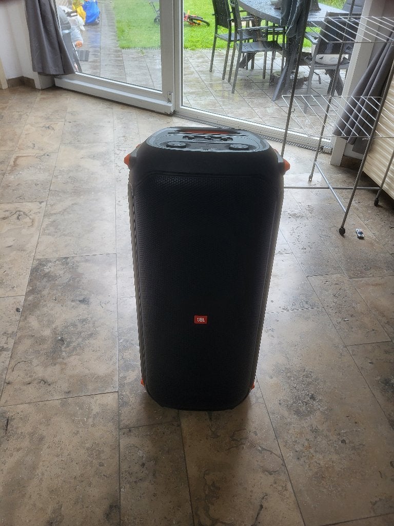 Jbl partybox 710, TV, Hi-fi & Vidéo, Enceintes, Neuf, Enceinte de fête, 150 watts ou plus, JBL, Entrée AUX, Bluetooth, Câbles inclus