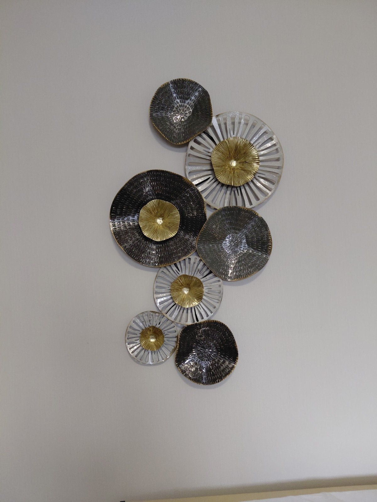 Muurdecoratie zwart goud wit metaal, Huis en Inrichting, Ophalen, Goud, Metaal