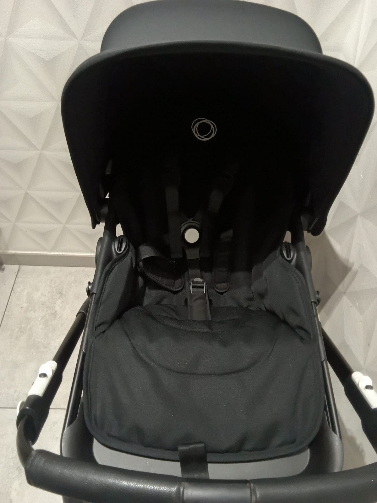 Bugaboo fox kinderwagen zwart 
Gebruikt voor 1 kindje 
Mooie, Ophalen, Gebruikt, Kinderwagen, Bugaboo