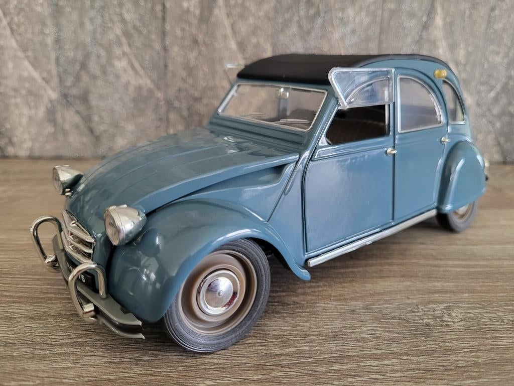 Citroën 2CV., Hobby & Loisirs créatifs, Voitures miniatures | 1:18, Enlèvement, Solido