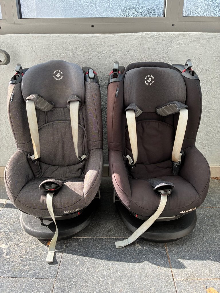 2 x Maxi Cosi Tobi, Enfants & Bébés, Ceinture de sécurité, Enlèvement, Utilisé, 9 à 18 kg