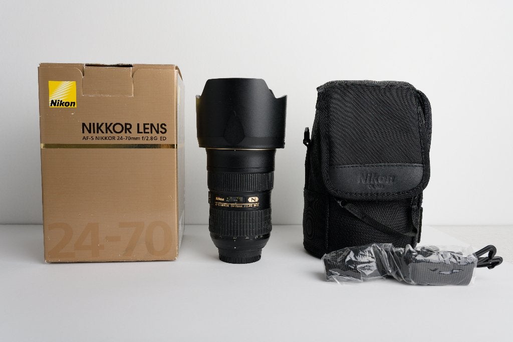 Nikon nikkor AFS 24-70 mm F2.8, Ophalen, Beschermhoes/tas, Gebruikt, Nikon