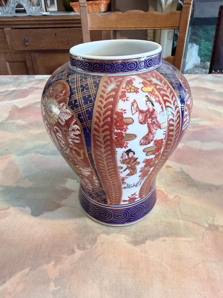 Vintage Imari porseleinen vaas, Enlèvement