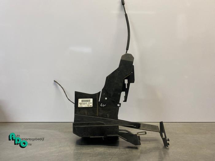 Serrure portière mécanique 4portes avant gauche d'un Ford, -, 3 mois de garantie, -, -