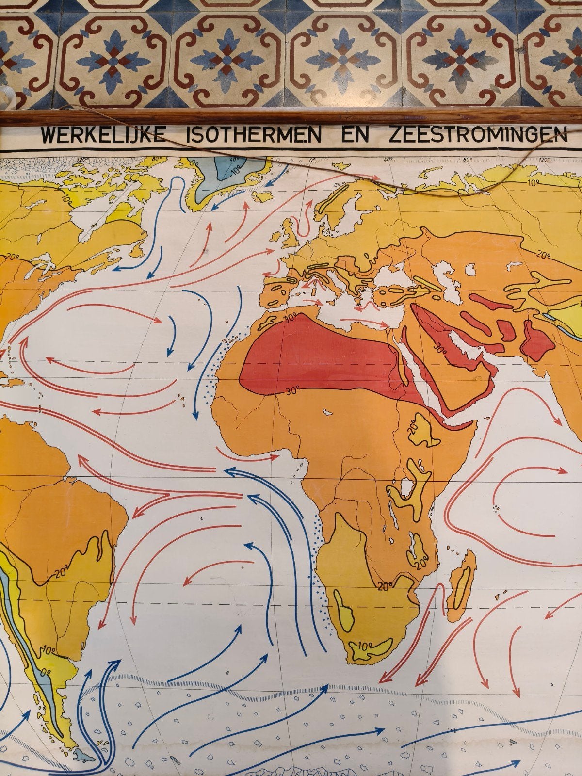 Vintage schoolkaart – Werkelijke isothermen en zeestromingen, Ophalen