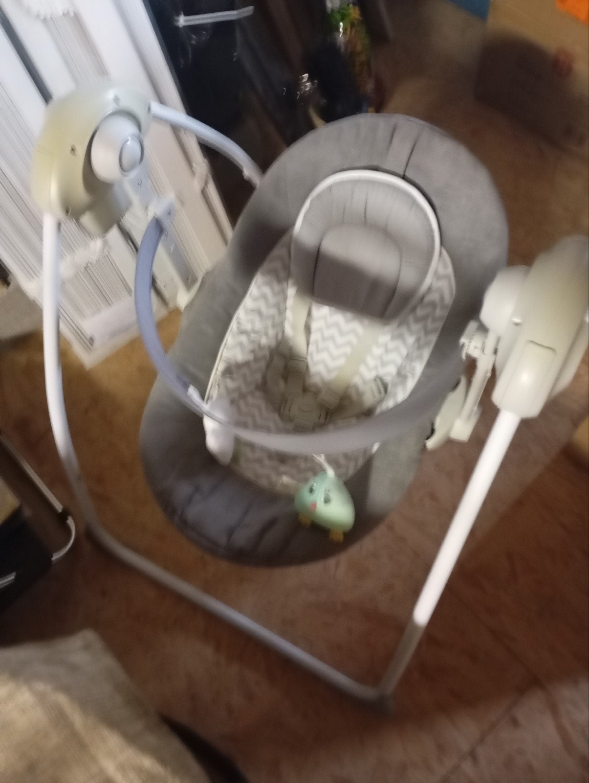 chaise berçante électrique pour bébé (piles)., Enfants & Bébés, Enlèvement, Siège de balançoire