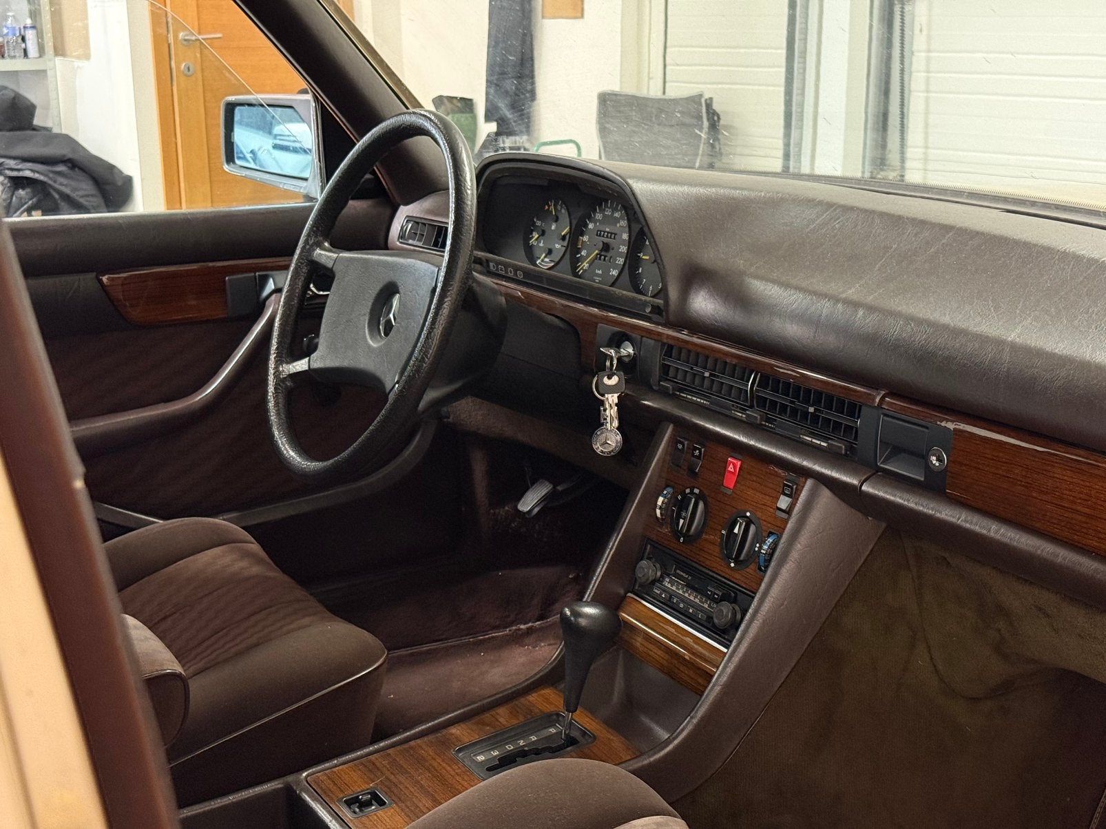 Mercedes-Benz 280S Aut. // Toit Ouvrant // Oldtimer, foto 8