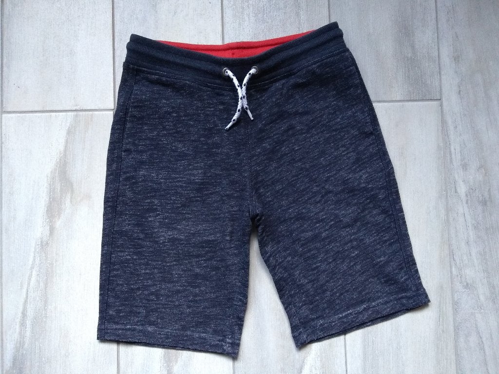 ★ M128 - Korte sportbroek, Ophalen of Verzenden, Gebruikt, Jongen, Broek
