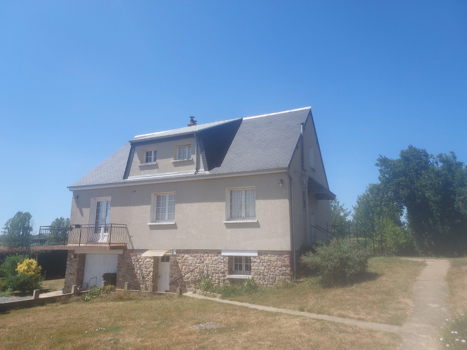 Huis in de Mayenne met zwembad, Immo, Saint aubin du désert, 137 m², Frankrijk, Woonhuis