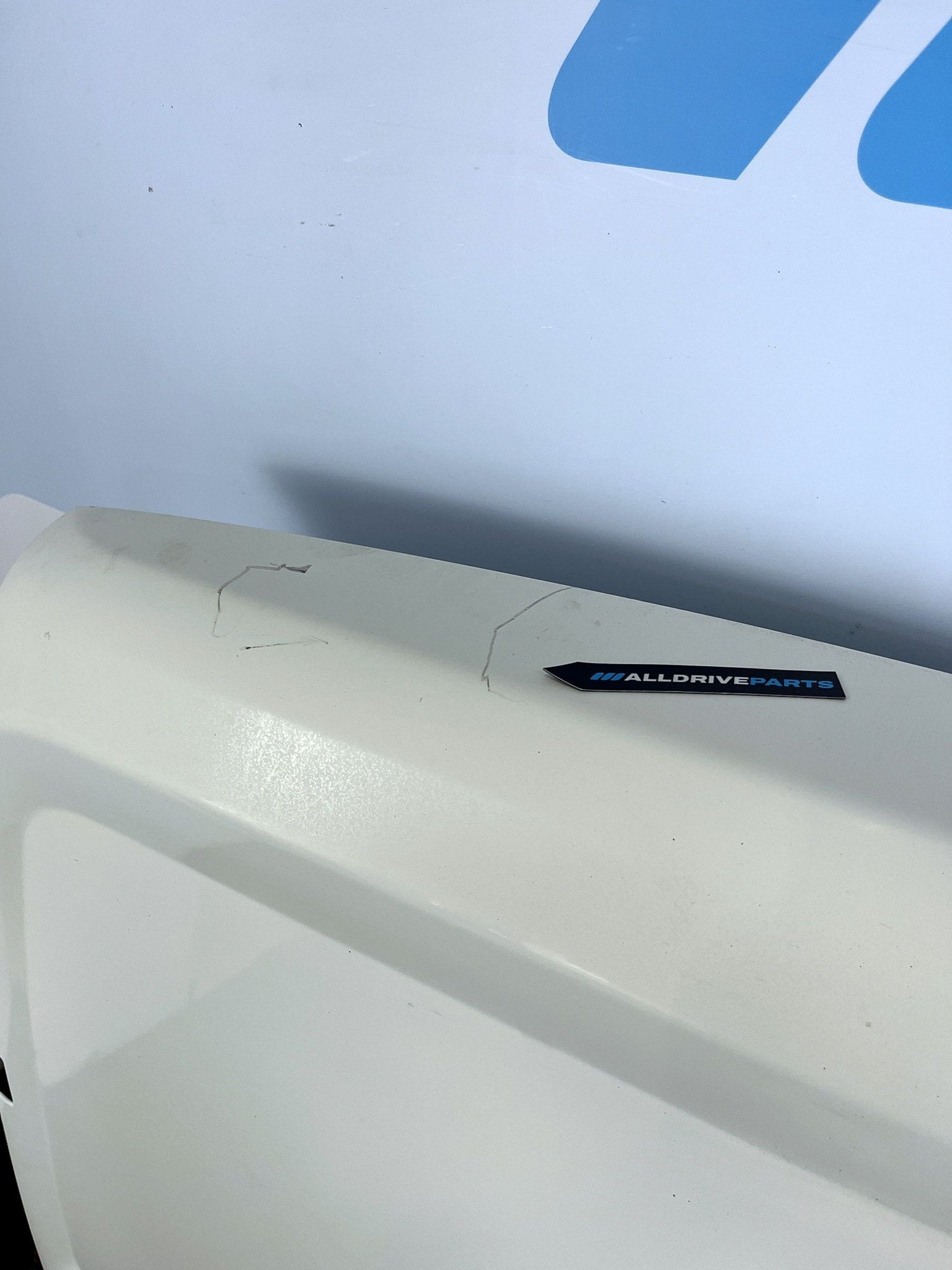 Porte arrière gauche Fiat Doblo blanc 52109289, Arrière, -, Haillon arrière, Utilisé