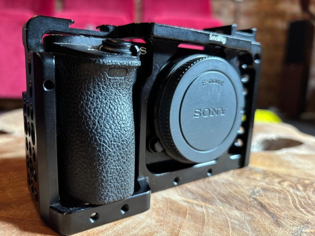 sony a6500, TV, Hi-fi & Vidéo, Batterie, Wi-Fi, Comme neuf, Enlèvement