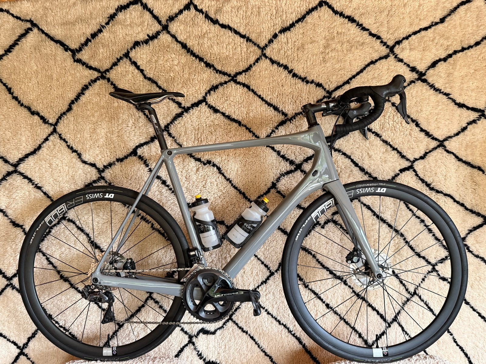 Orbea Orca  XL 60 – Ultegra Di2 – DT Swiss – Nardo Grey, 28 inch, Gebruikt, Meer dan 20 versnellingen, Schijfrem