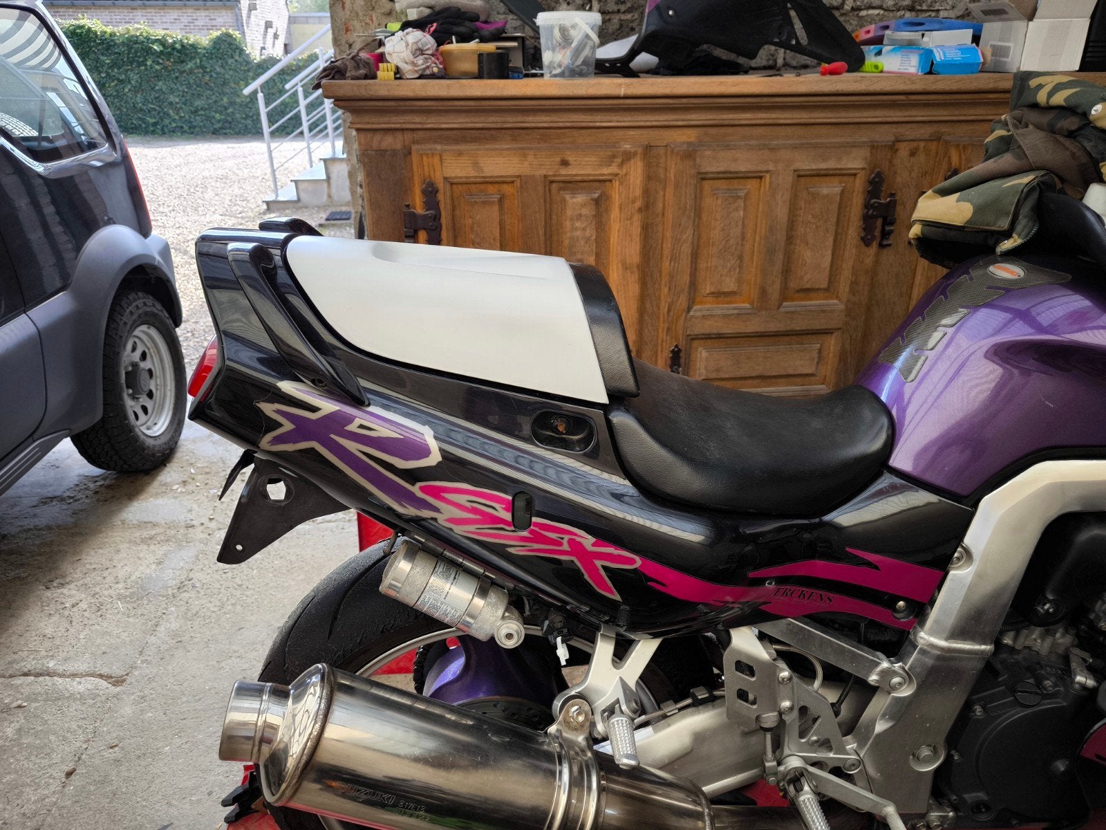 Suzuki gsxr 750w 1992-1993 rear seat cover, Motoren, Ophalen of Verzenden