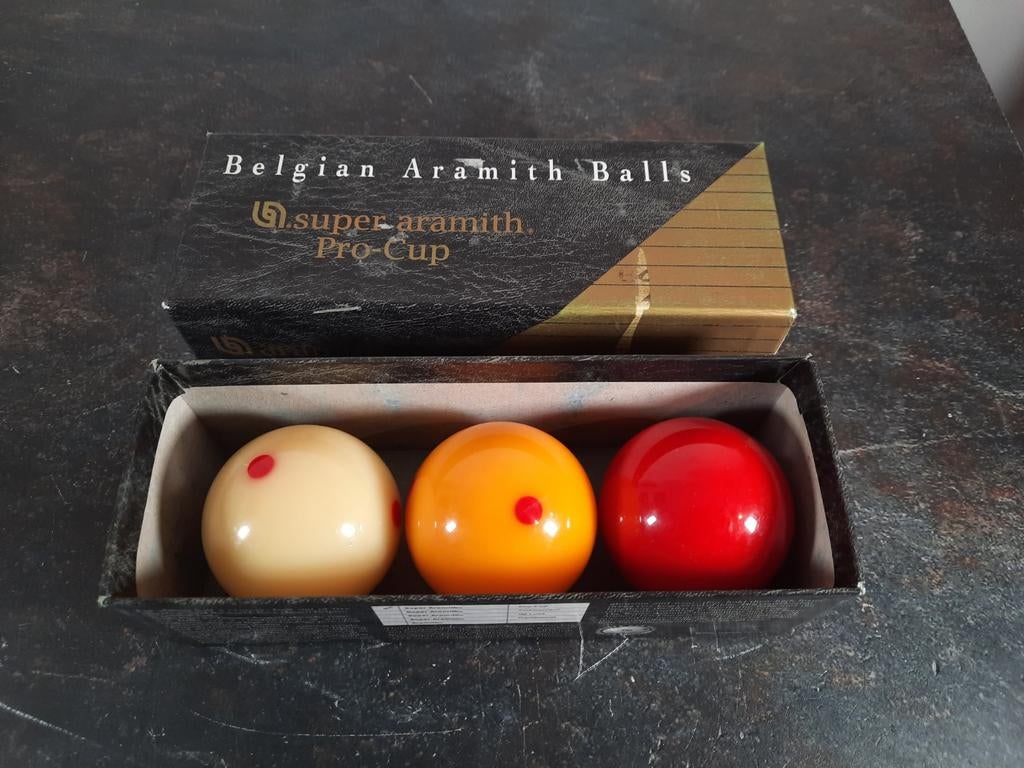 Super-Aramith pro cup ballen, Sport en Fitness, Gebruikt, Keu of Ballen, Aramith, Onbekend