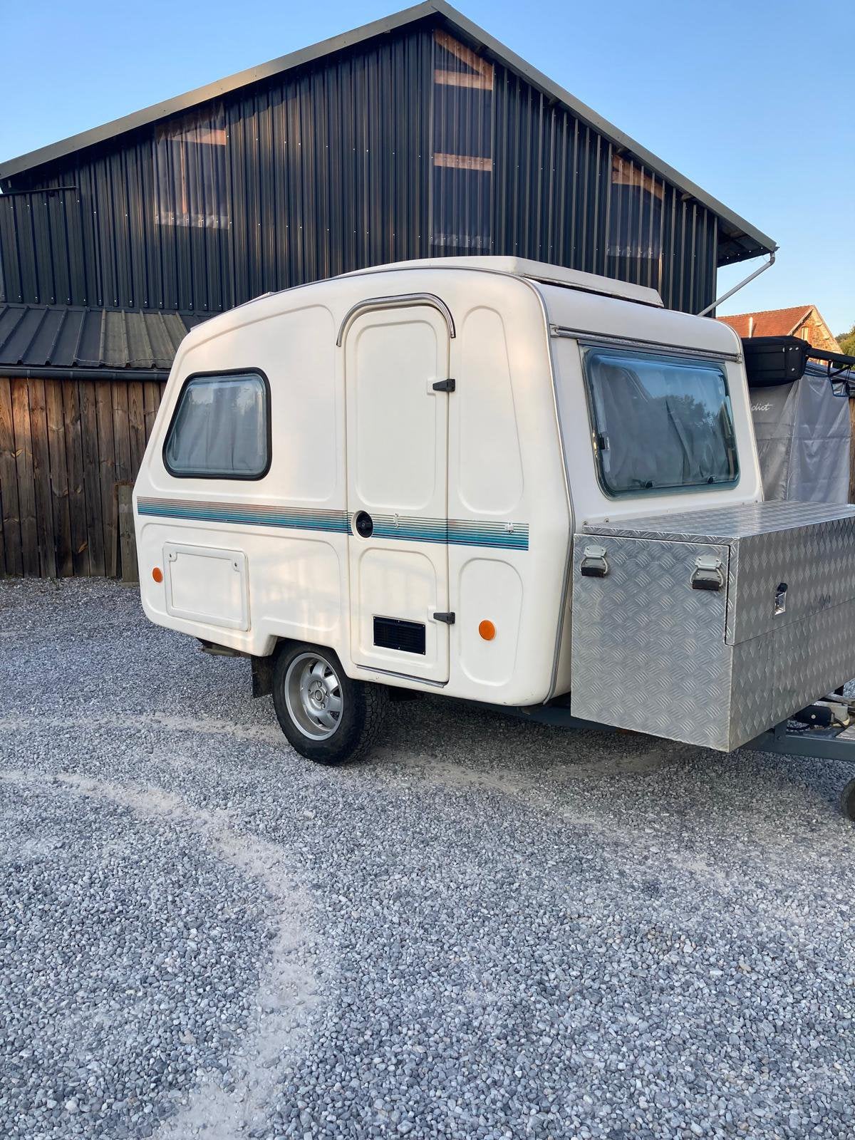 Caravane Predom, Caravanes & Camping, Caravanes, Jusqu'à 4, Particulier, Douche, Predom