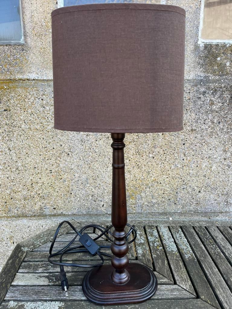 Lampe de table - marron, Enlèvement, Utilisé, Tissus, 50 à 75 cm