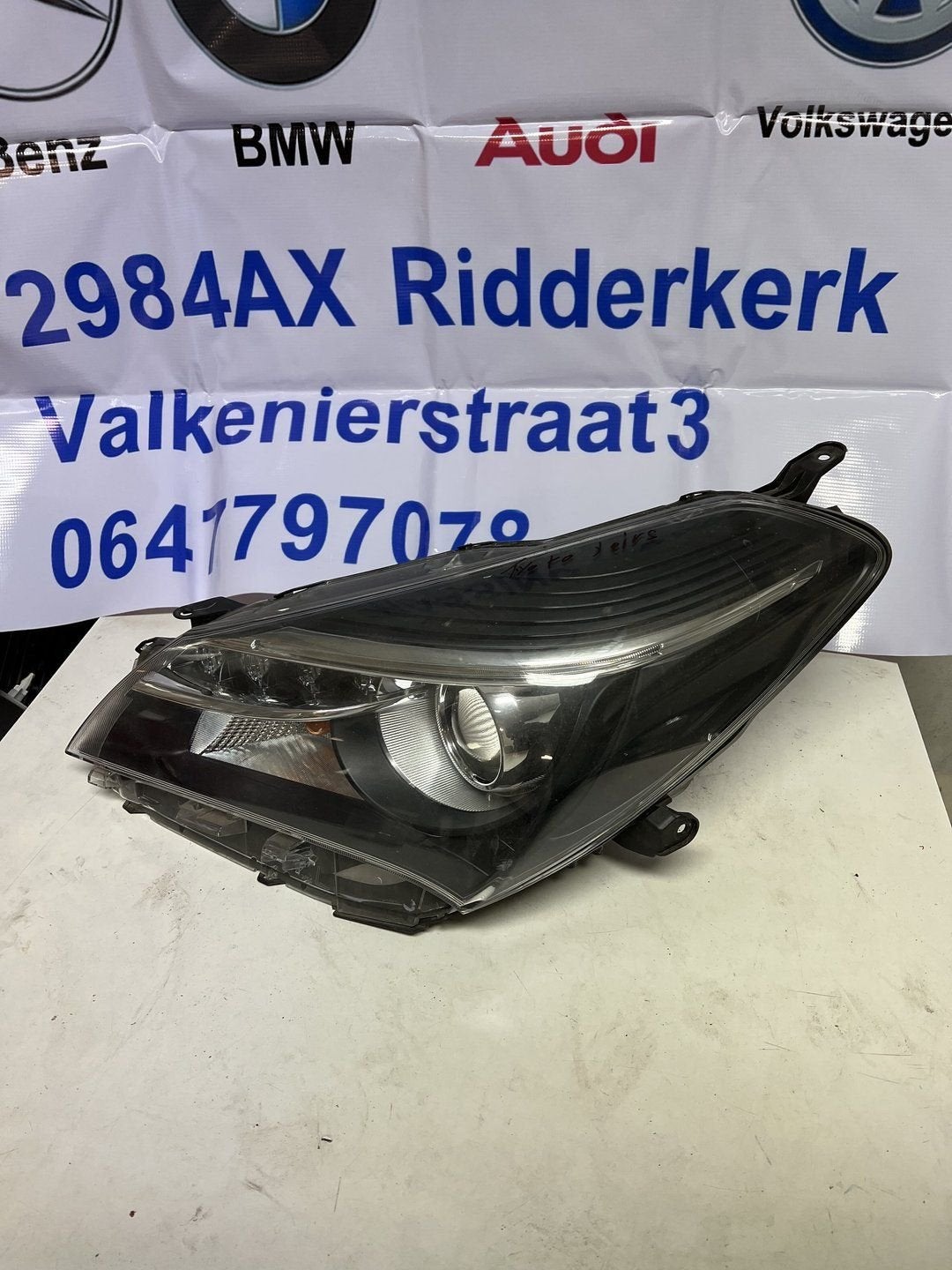 Toyota aygo koplamp links, -, Toyota, Utilisé, -
