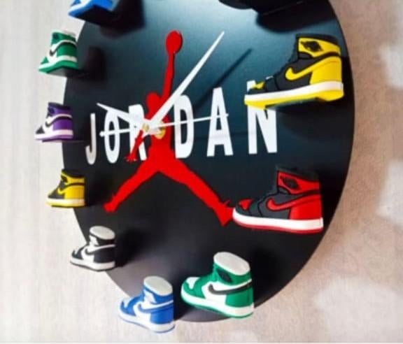 Nike jordan, Antiquités & Art, Antiquités | Horloges, Enlèvement