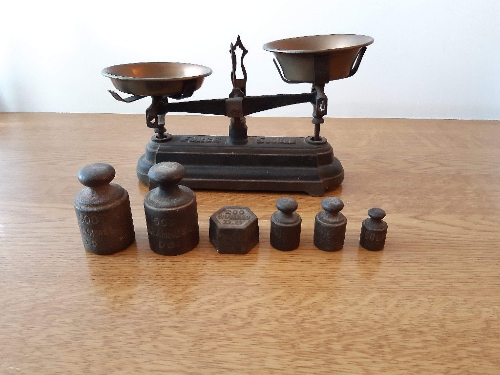 Ancienne balance en fonte, Antiquités & Art, Enlèvement