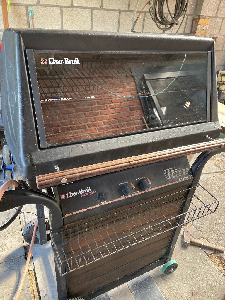 USA BBQ CHAR - BROIL, gaz propane en pierre de lave, Enlèvement, Utilisé