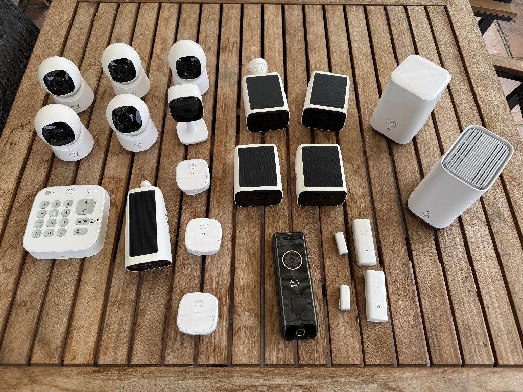 Megaset de sécurité Eufy - HomeBase 3, 11 caméras, sonnette, TV, Hi-fi & Vidéo, Enlèvement ou Envoi, Caméra d'intérieur