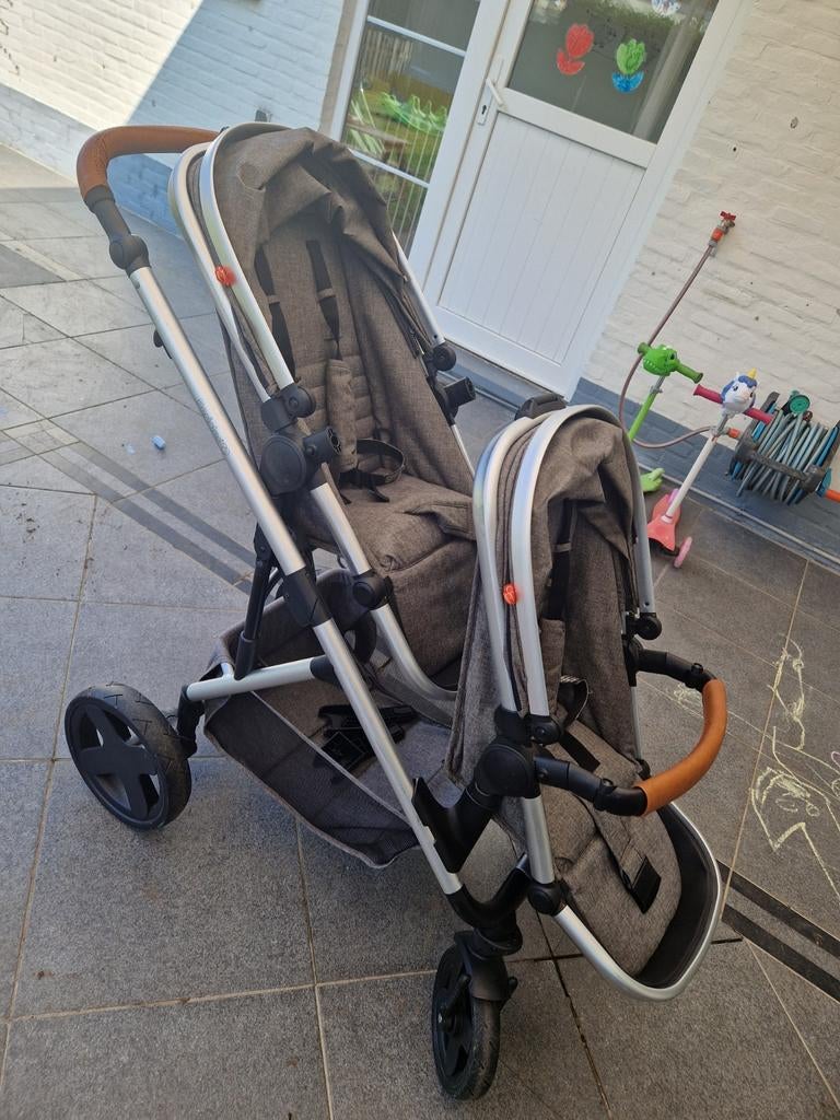 Tweeling Buggy, Kinderen en Baby's, Buggy's, Ophalen of Verzenden