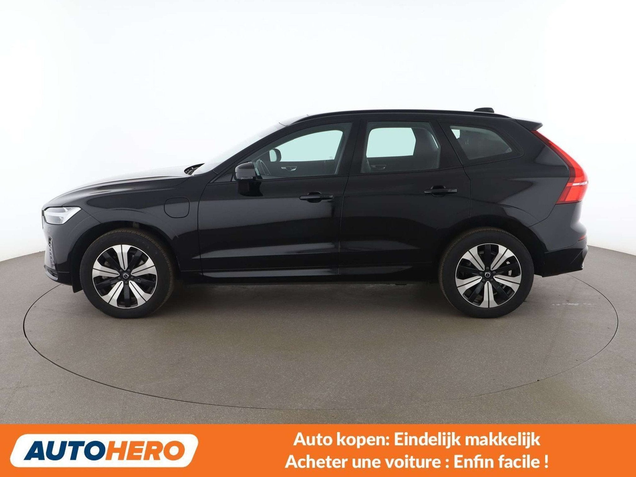 Volvo XC60 2.0 T6 Recharge Plug-in Hybrid Plus Dark AWD, Autos, Cuir, Achat, Euro 6, https://public.car-pass.be/vhr/c9464e73-a1b4-4204-9e53-f524b92cab88