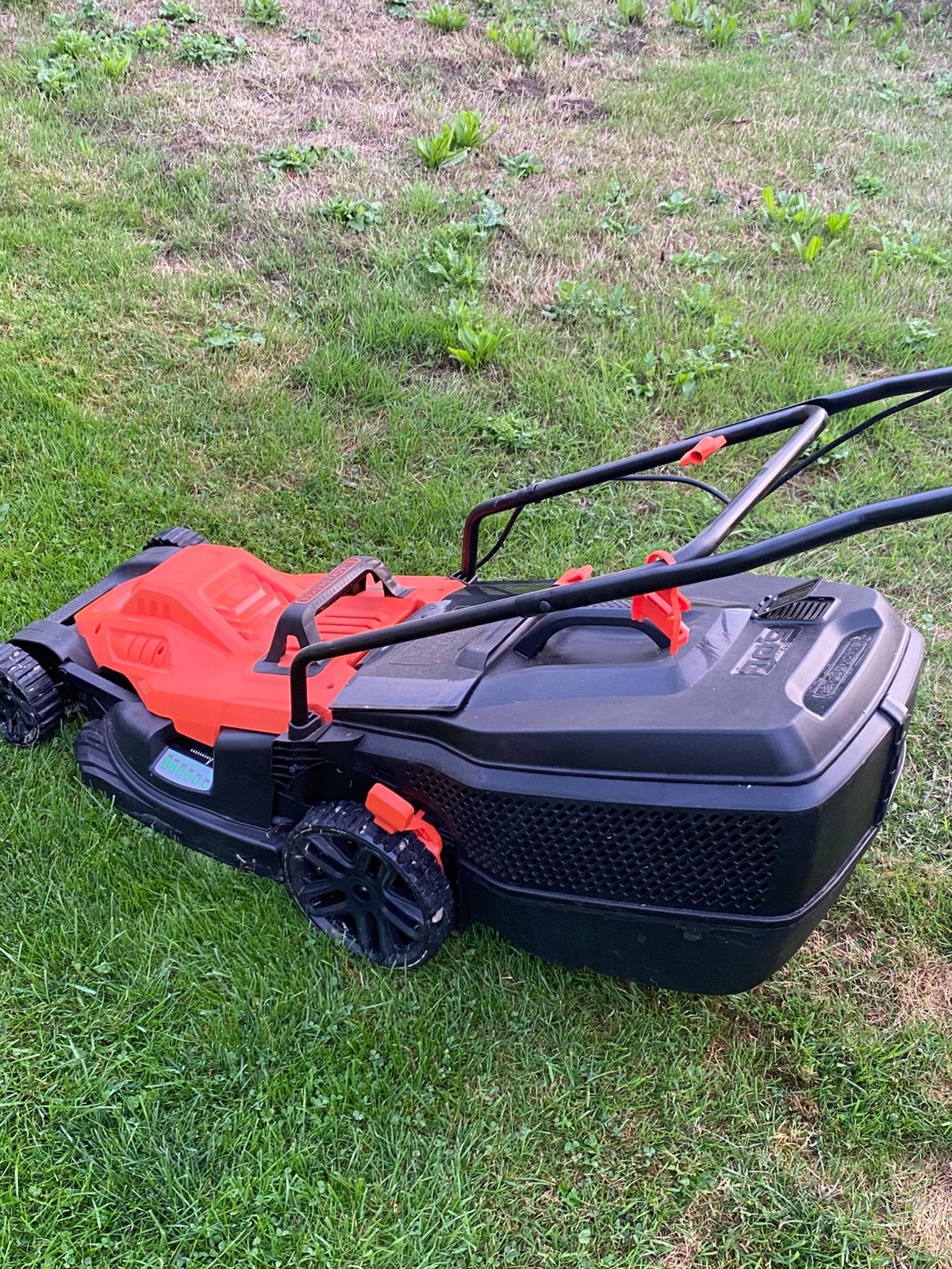 Electrische grasmaaier black &decker, Jardin & Terrasse, Tondeuses à gazon, Tondeuse rotative, Comme neuf, 40 à 49 cm, Enlèvement