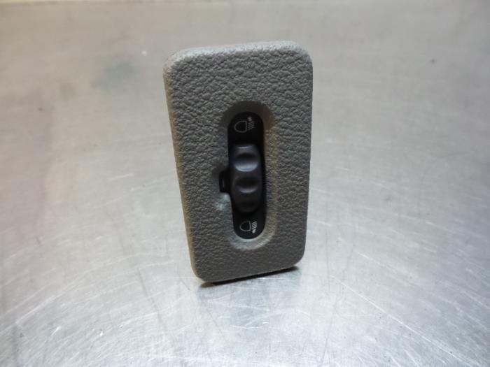 Commutateur phare hauteur réglable d'un Renault Master (Mas, Renault, -, Utilisé, -