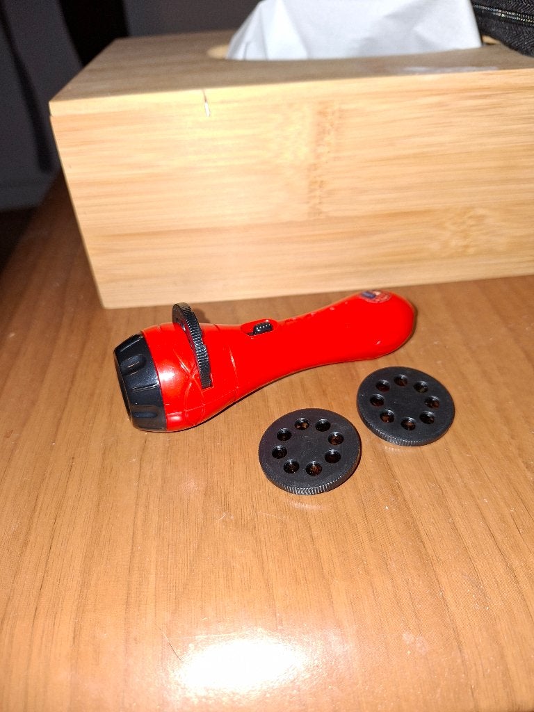 Zaklamp/projector miraculous ladybug, Enlèvement ou Envoi, Comme neuf, Électronique, Avec lumière