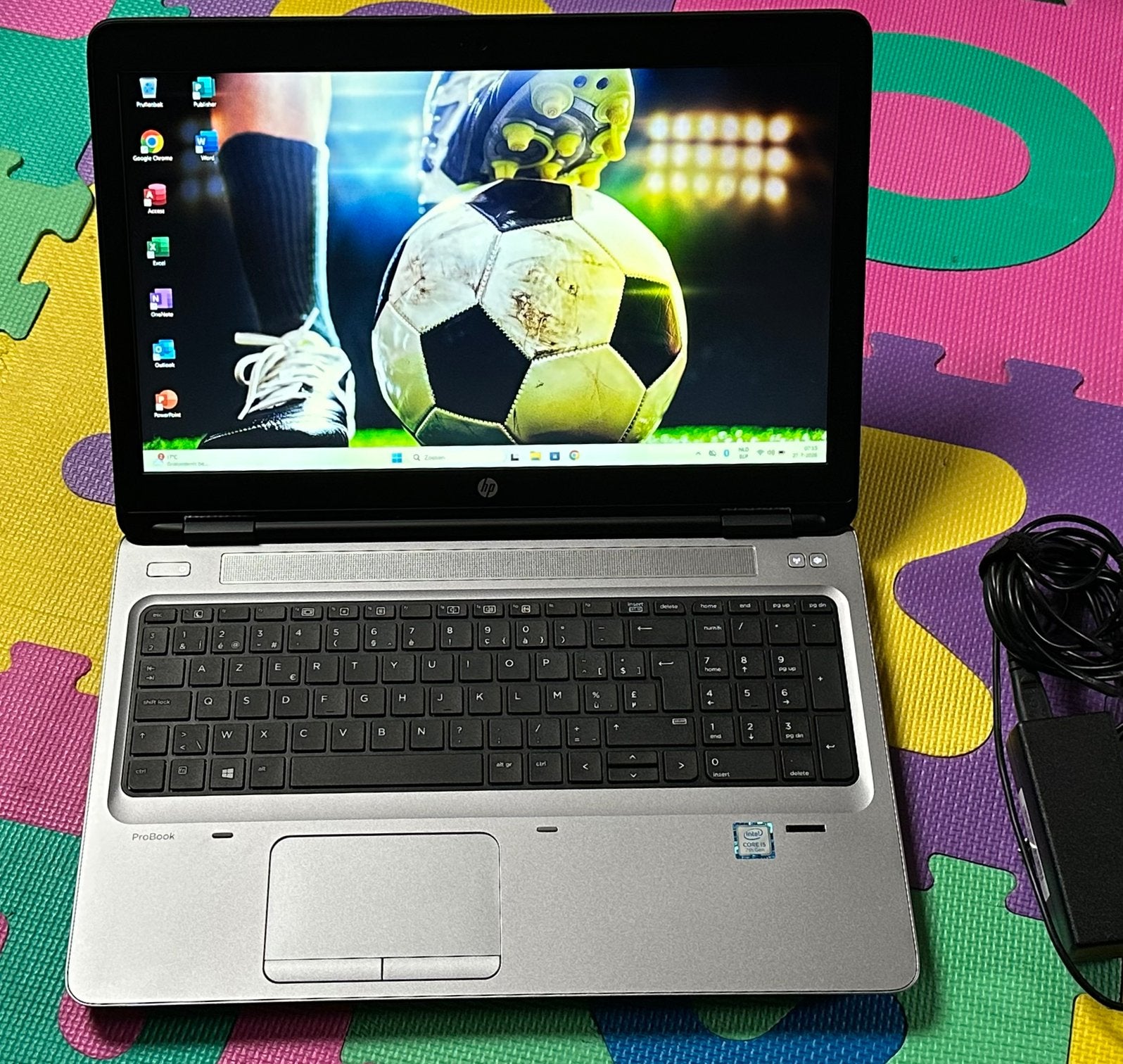 Mooie 15.6”Full Hd Hp/i5-/7200U/12gb ddr4/256gb ssd/Win 11/, Ophalen, Zo goed als nieuw