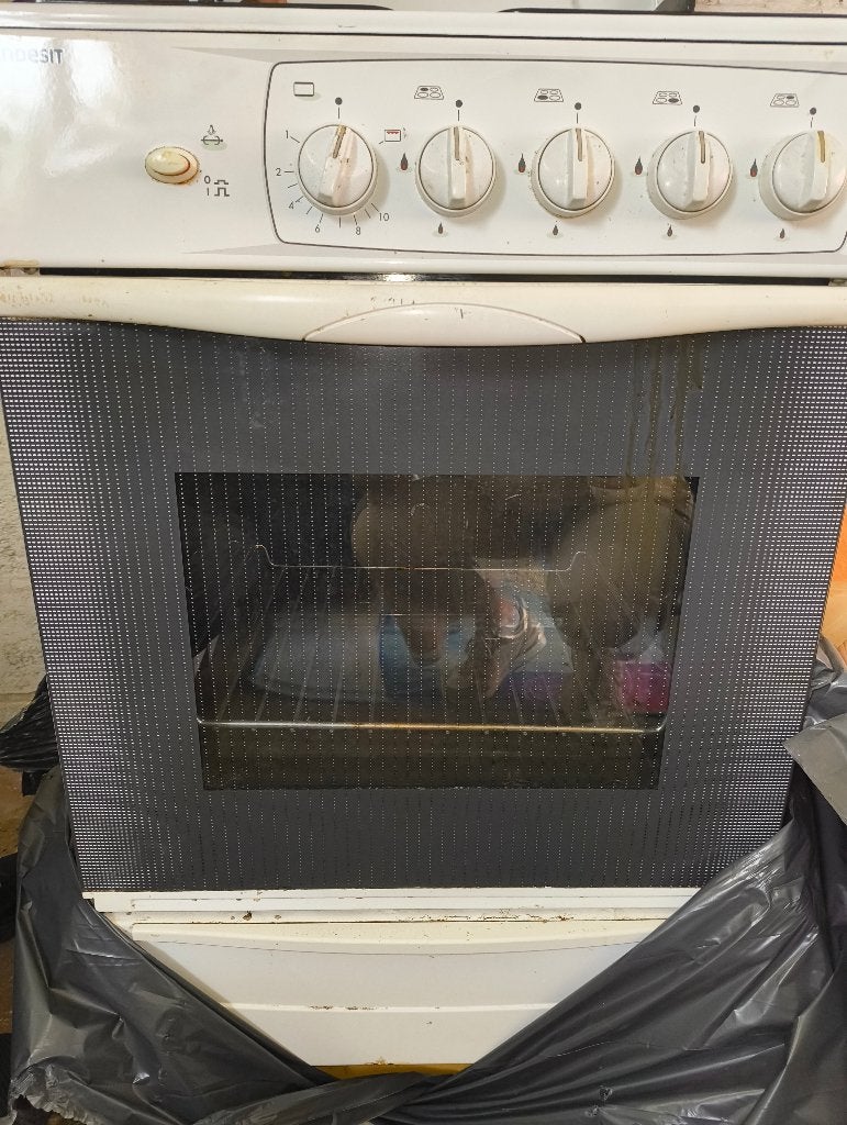 Cuisinière  au gaz, Ophalen, Gebruikt, Tussenbouw, 4 kookzones