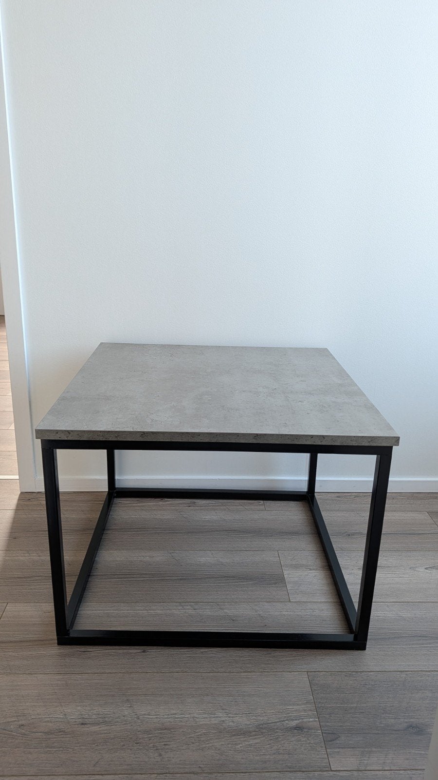 Industriële salontafel – betonlook, zwart metaal, Maison & Meubles, Synthétique, 50 à 100 cm, Enlèvement, 50 à 100 cm