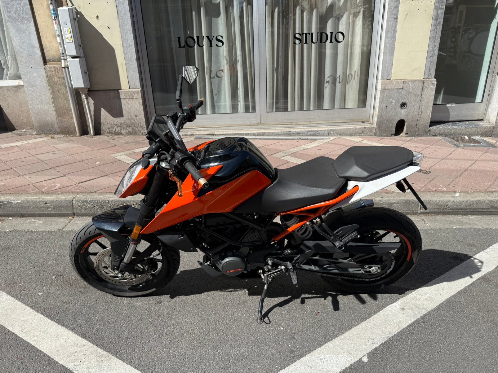 KTM duke 125 orange, Motos, Jusqu'à 11 kW, Permis Moto A1 minimum, Particulier, Manuelle
