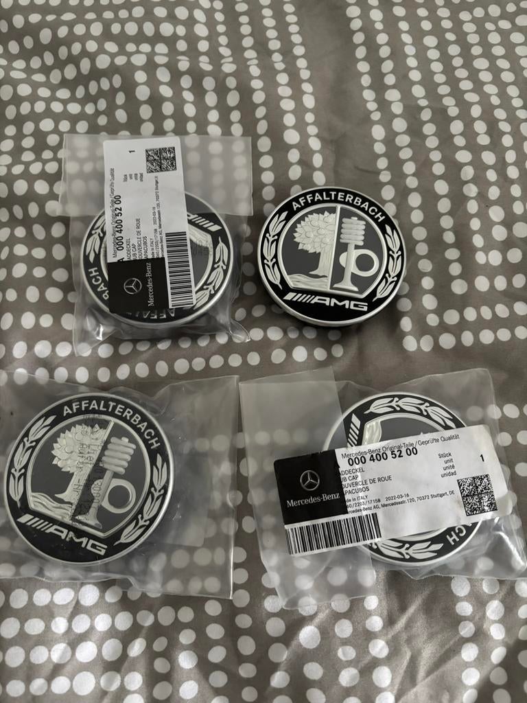 4 x Caches-moyeux AMG Affalterbach – Mercedes-Benz (Ø 68 mm), Enlèvement ou Envoi, Comme neuf