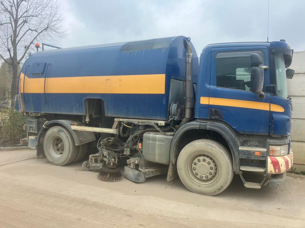 Veegwagen, borstelmachine, veegcamion
