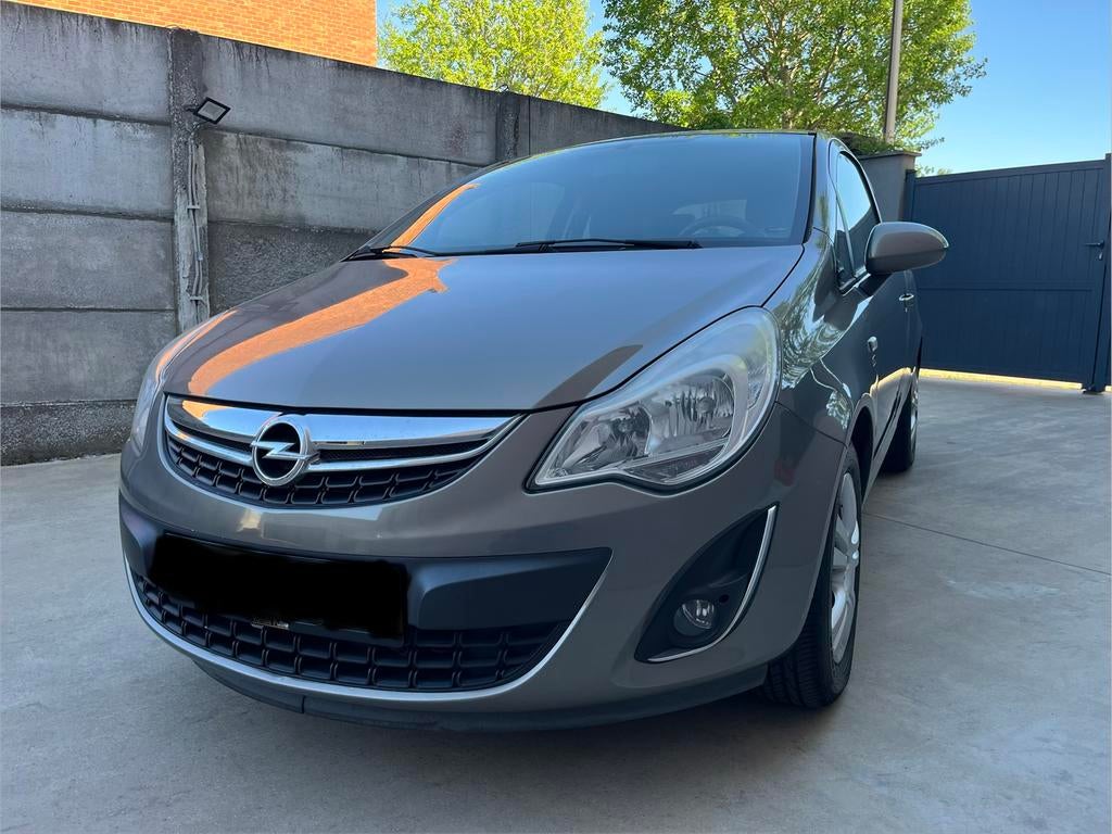 Opel Corsa 1.2 Benzine - Euro 5 - Gekeurd + Garantie, Auto's, 4 cilinders, Lederen bekleding, 1229 cc, Beige