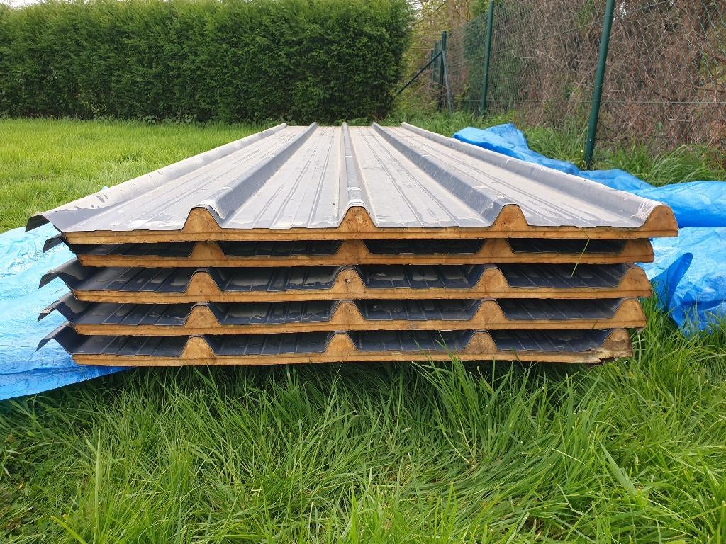 Sandwichpanelen - Geïsoleerde platen voor daken., Doe-het-zelf en Bouw, Ophalen, Gebruikt, Overige materialen, 20 tot 50 mm